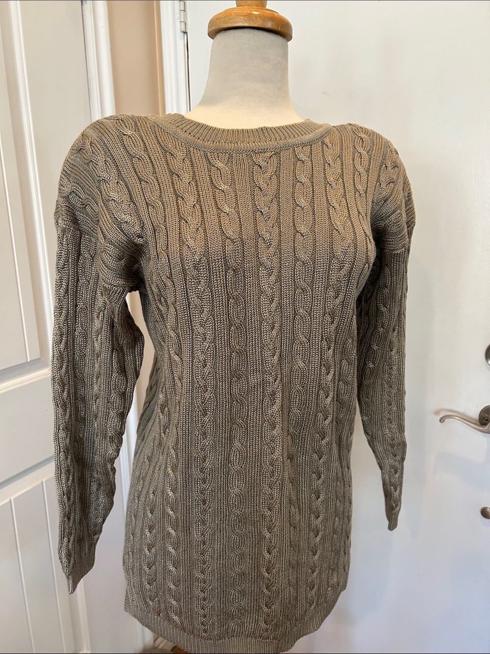 Preview Cable Sweater - Picture 2 of 6